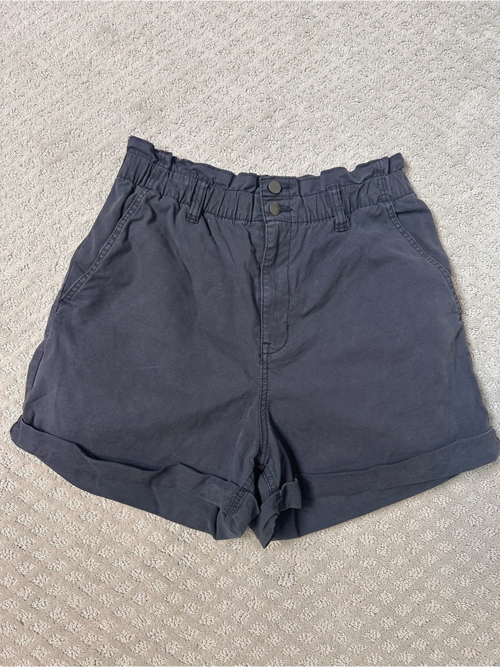 Sz M Universal Thread chinos style loose shorts black wash grey wash